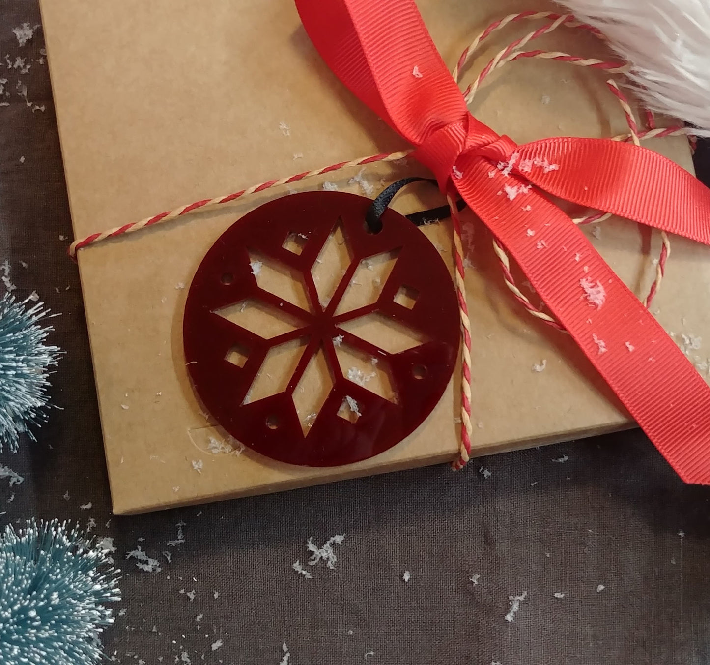 Traditional stjerne - Julepynt - 7 cm akryl - bykrums.dk -