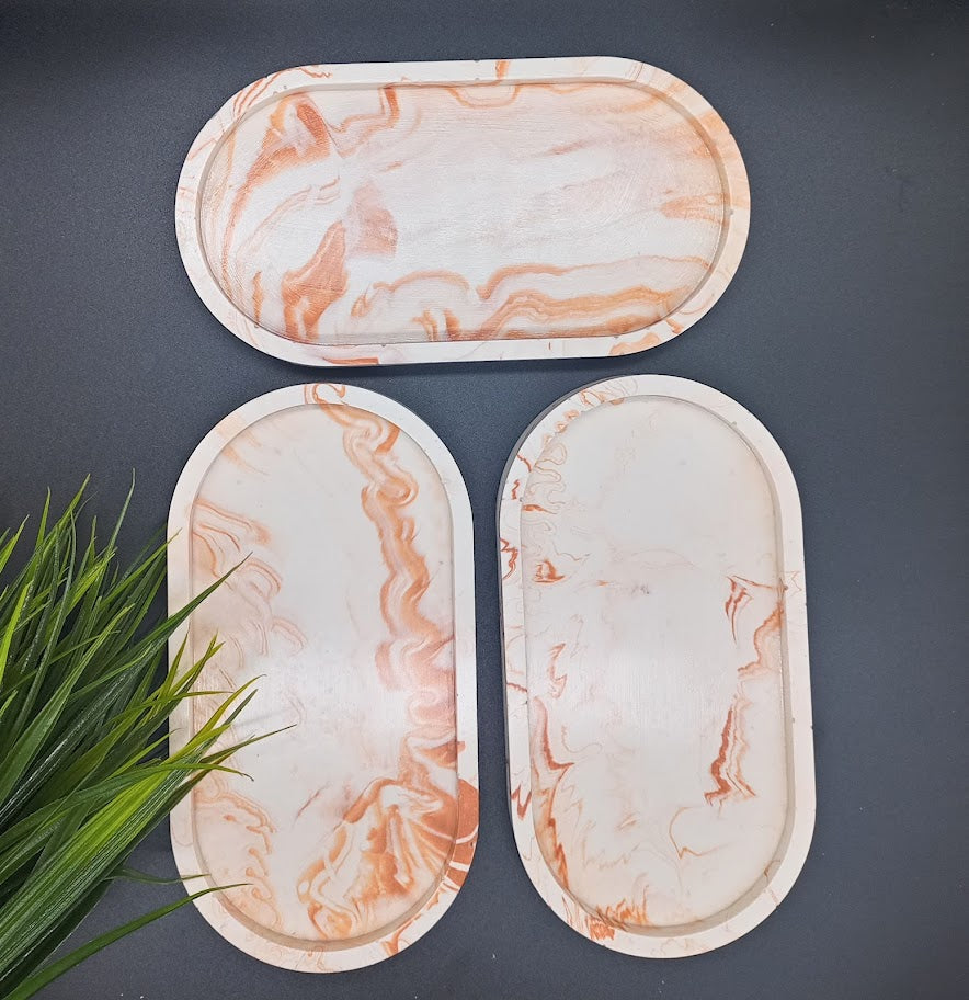 Silly dekorationsbakke - i hvid og brun marmor mønster 18 cm - bykrums.dk - steypt