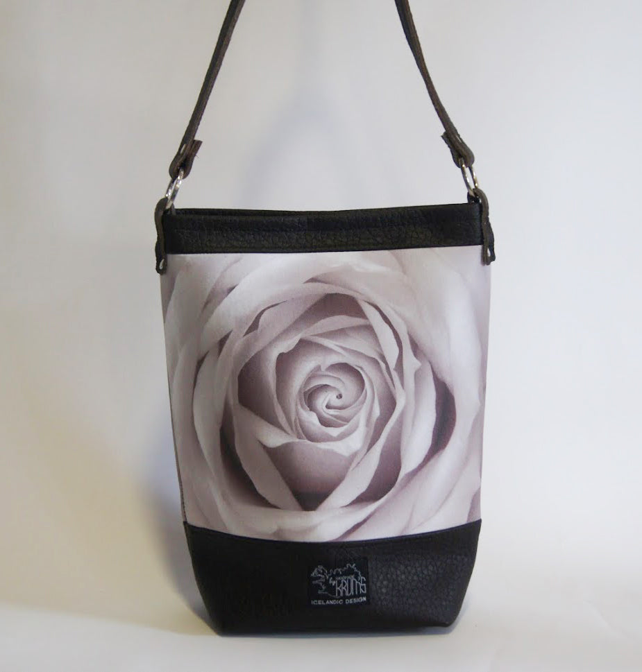 Håndtaske - vores eget designet stof