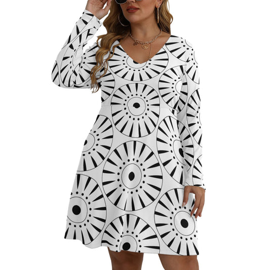 Women's V-neck Long Sleeve Dress(Plus Size)