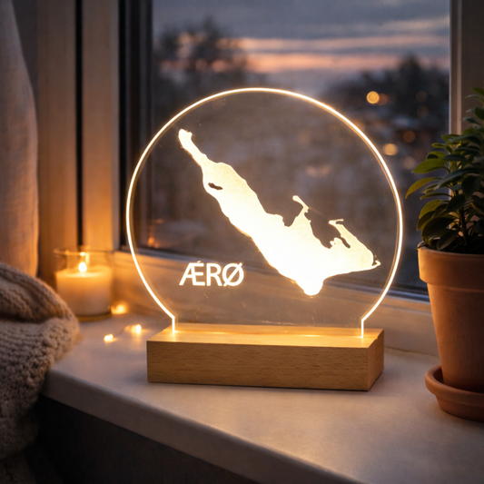 Ærø på LED lys fod -  Dansk produceret 20 cm