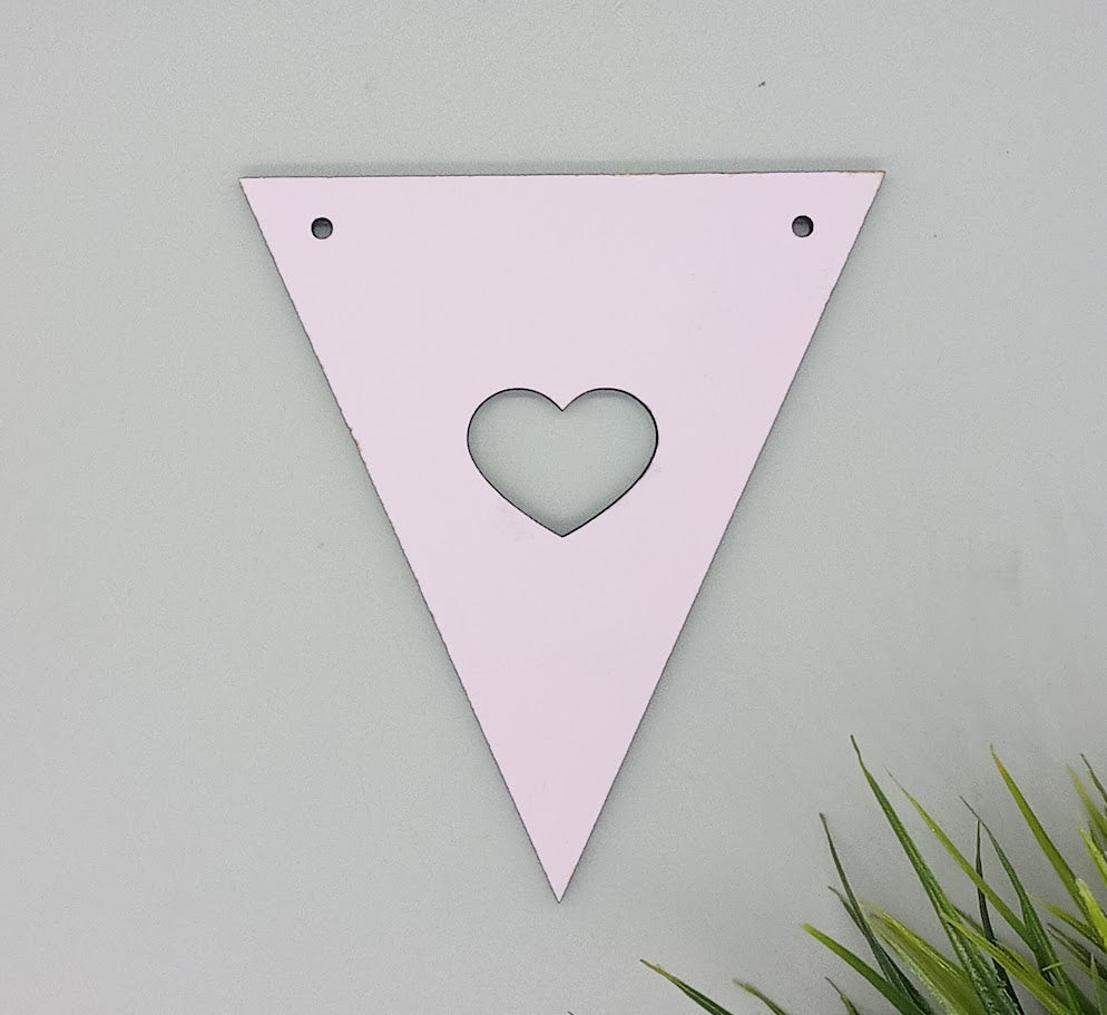 Mit bogstav - lille flag i Lys rosa Laser MDF