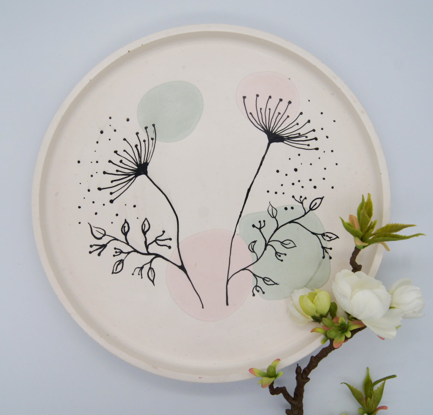 Fifa dekorationsbakke -  Rundt 25 cm Jesmonite - bykrums.dk