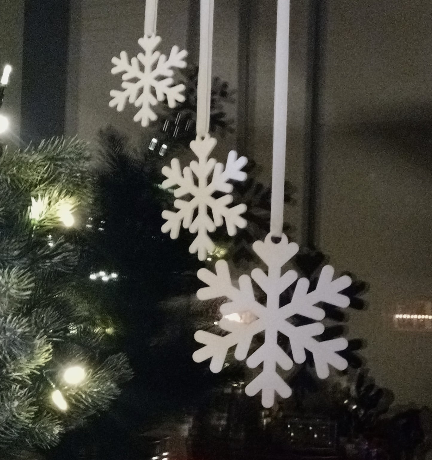 Snefnug til vinduen - julepynt - 3 sammen i pk. - bykrums.dk